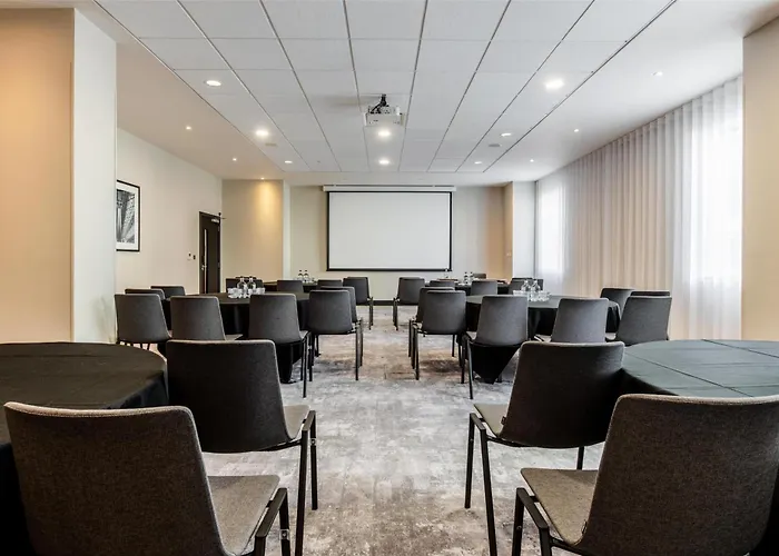Radisson Hotel Manchester City Centre, A Verified Net Zero Hotel